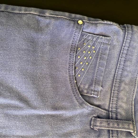 Lee Classic Fit Bermuda Shorts. - Picture 6 of 6